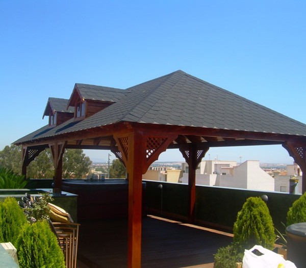 Pérgola a 4 aguas